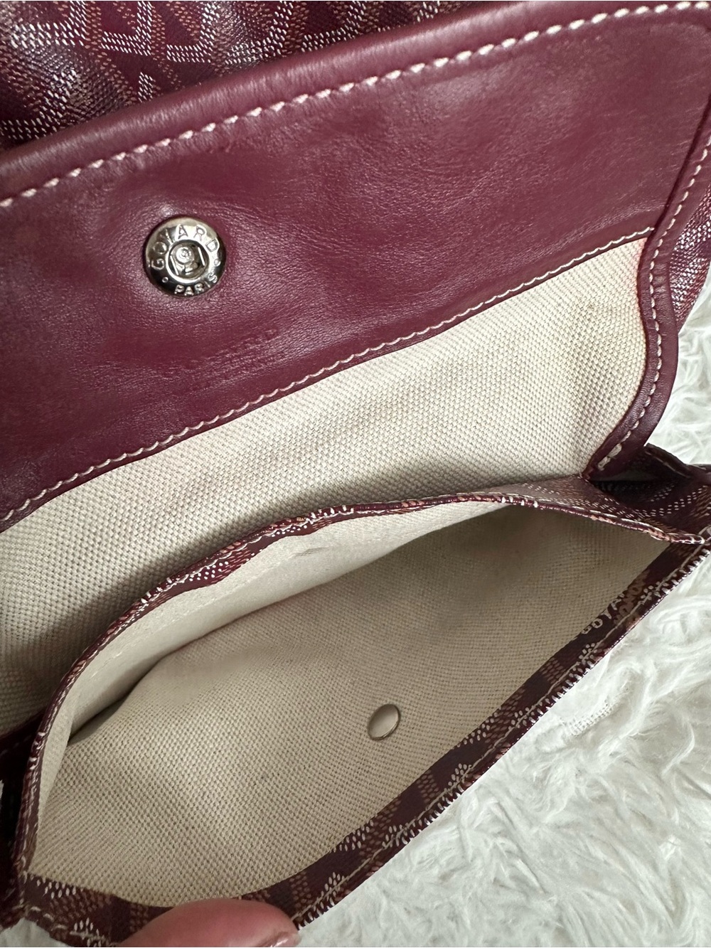 Goyard Saint Louis GM Tote in Burgundy Color - Picture 8 of 14